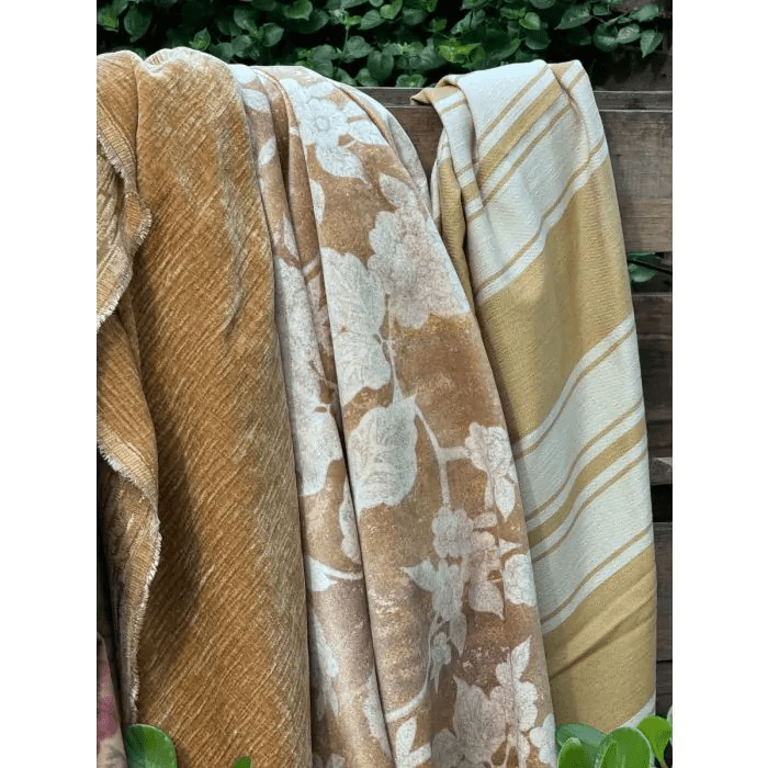 Tecido Floral Antúrio