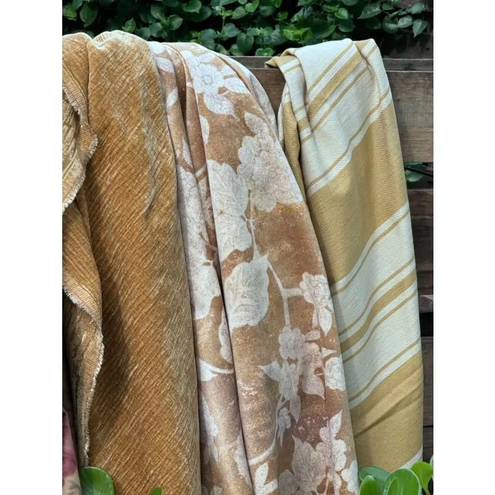 Tecido Floral Antúrio